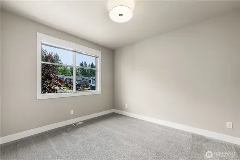 2483 NE 242nd Place Sammamish WA 98074