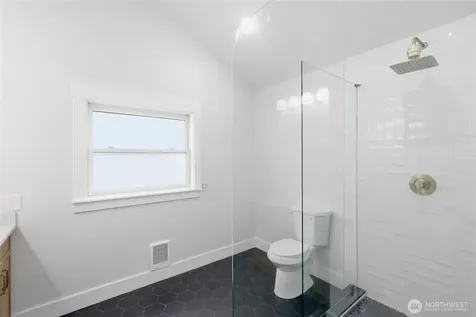 1519 N Alder Street Tacoma WA 98406