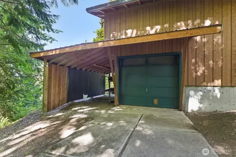 18503 SE 64th Way Issaquah WA 98027