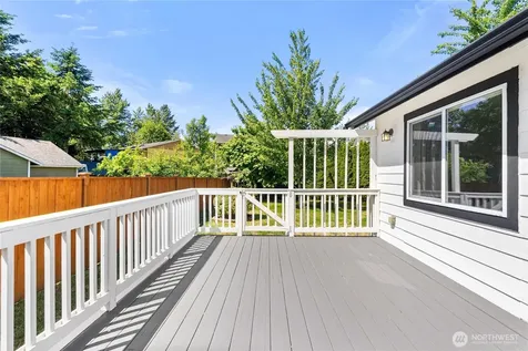 10702 59th Avenue NE Marysville WA 98270