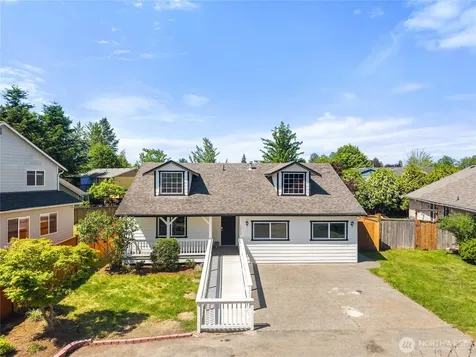 10702 59th Avenue NE Marysville WA 98270