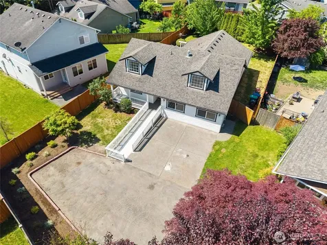 10702 59th Avenue NE Marysville WA 98270