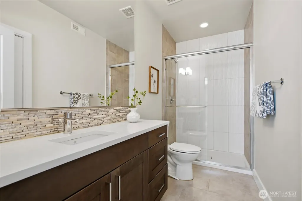16003 SE 43rd Street Bellevue WA 98006