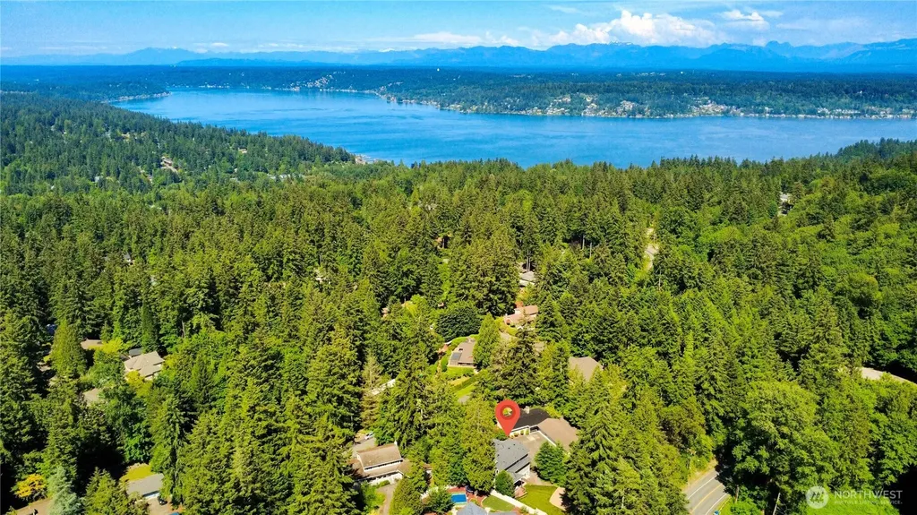 16003 SE 43rd Street Bellevue WA 98006
