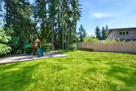 16003 SE 43rd Street Bellevue WA 98006