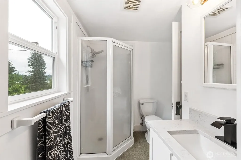 1022 Brawne Avenue NW Olympia WA 98502