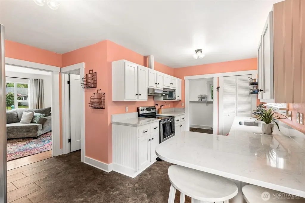 1022 Brawne Avenue NW Olympia WA 98502