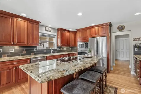 12108 40th Avenue E Tacoma WA 98446