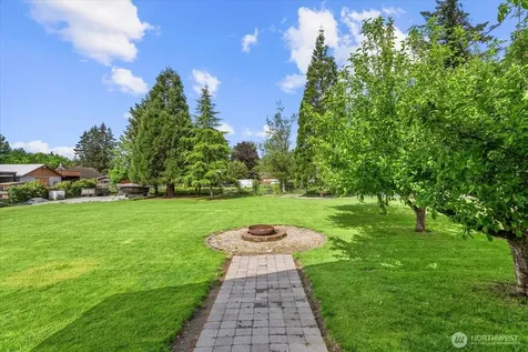 12108 40th Avenue E Tacoma WA 98446