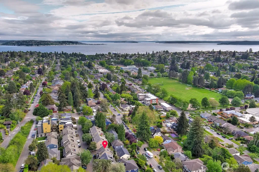 3030 31st Avenue W Seattle WA 98199