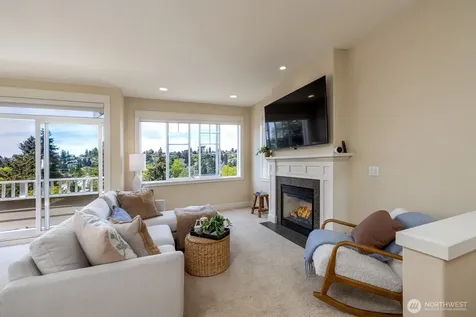 3030 31st Avenue W Seattle WA 98199