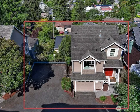 3030 31st Avenue W Seattle WA 98199