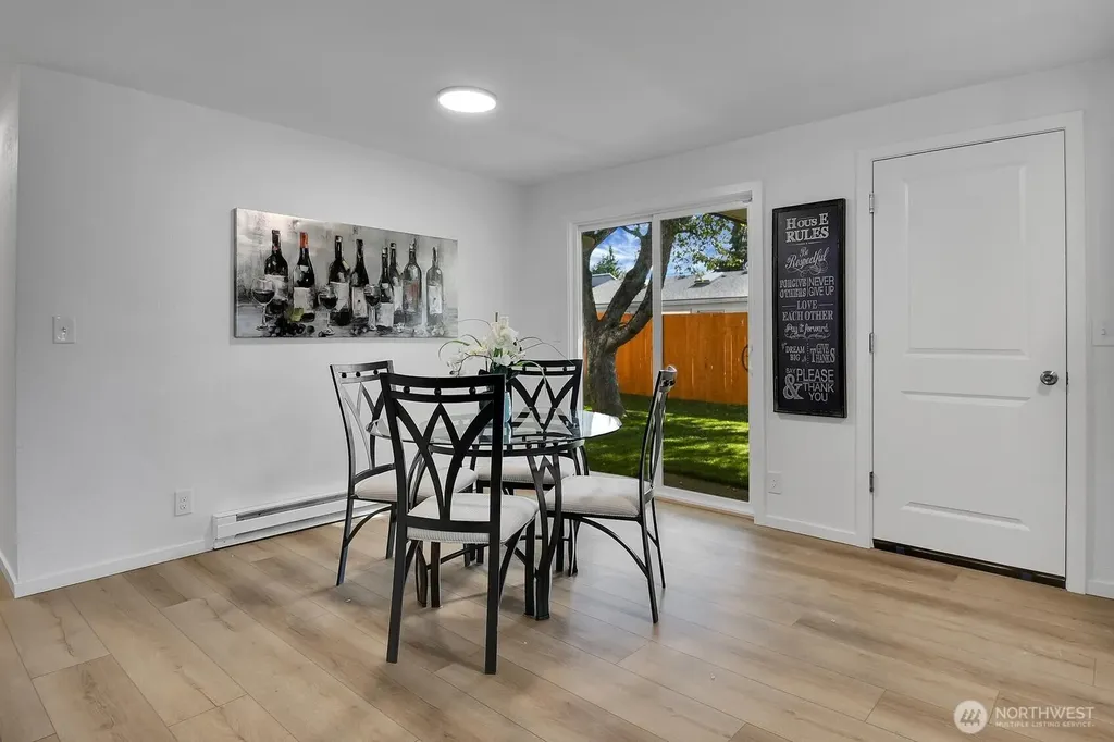 629 107th Place SW Everett WA 98204