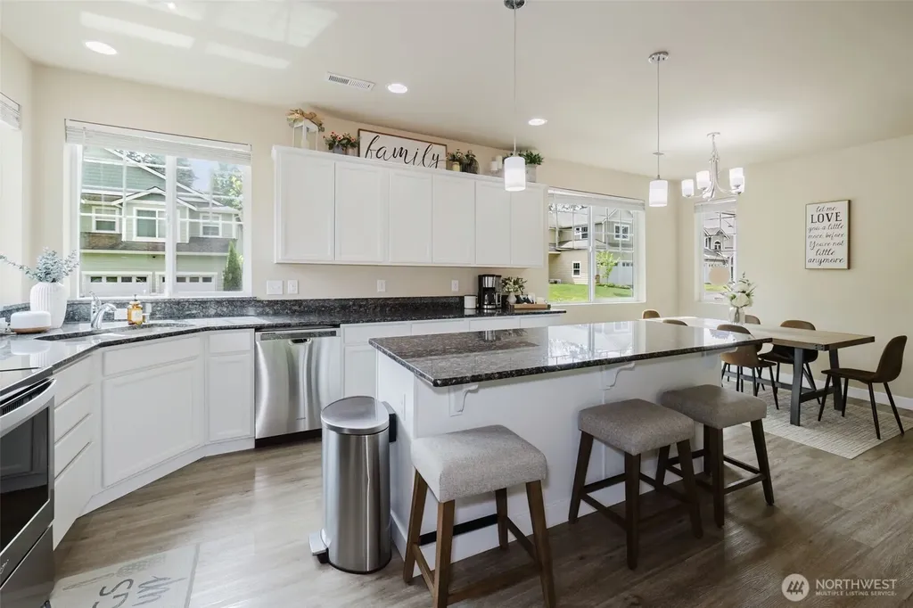 3677 SE Chesterton Drive Port Orchard WA 98366