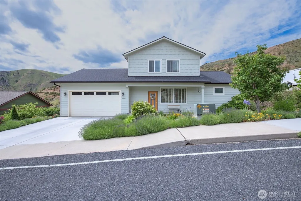 9975 Saska Way Entiat WA 98822