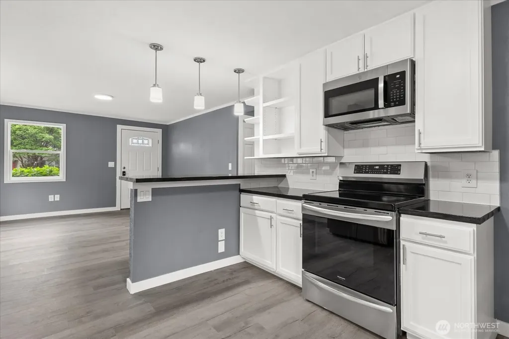 335 N Madison Monroe WA 98272