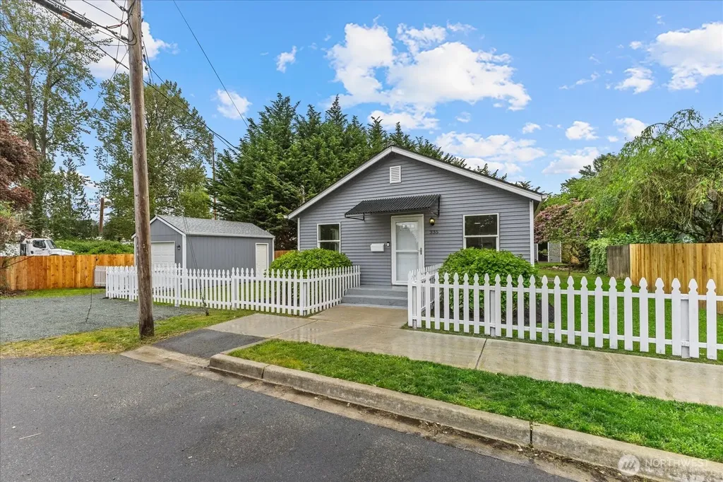 335 N Madison Monroe WA 98272