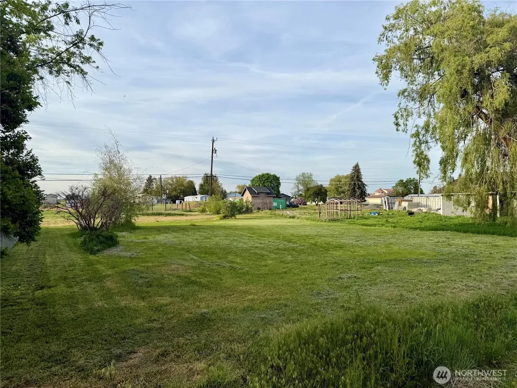 0 NW Watson Street Creston WA 99117