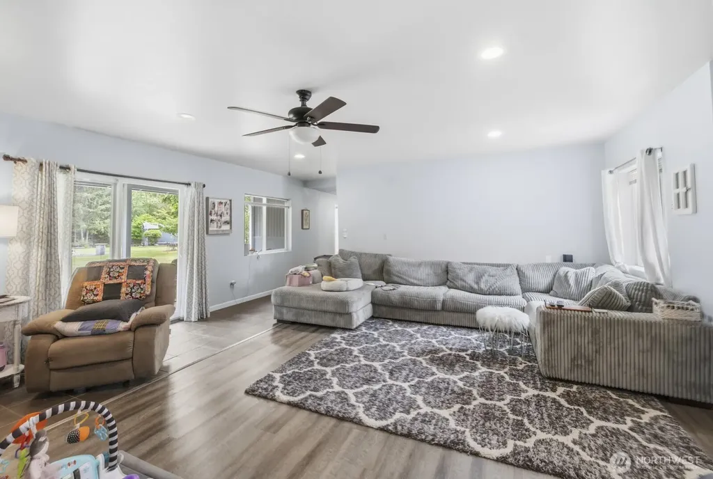 6146 Waldrick Road SE Tenino WA 98589