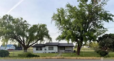 230 NW Watson Street Creston WA 99117