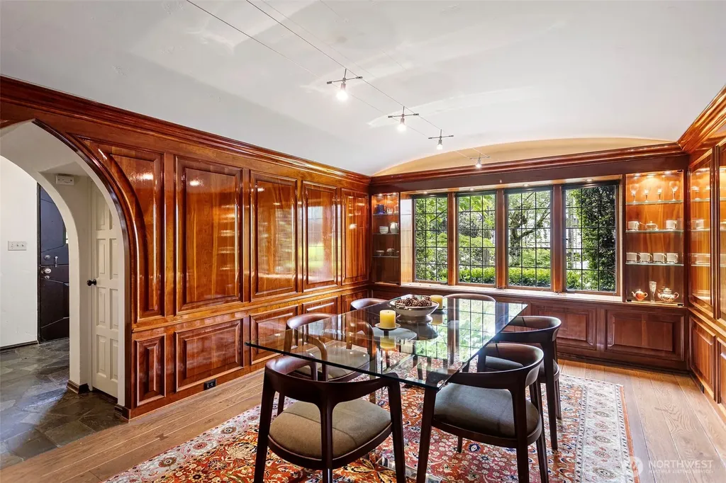 720 Belmont Avenue E Seattle WA 98102