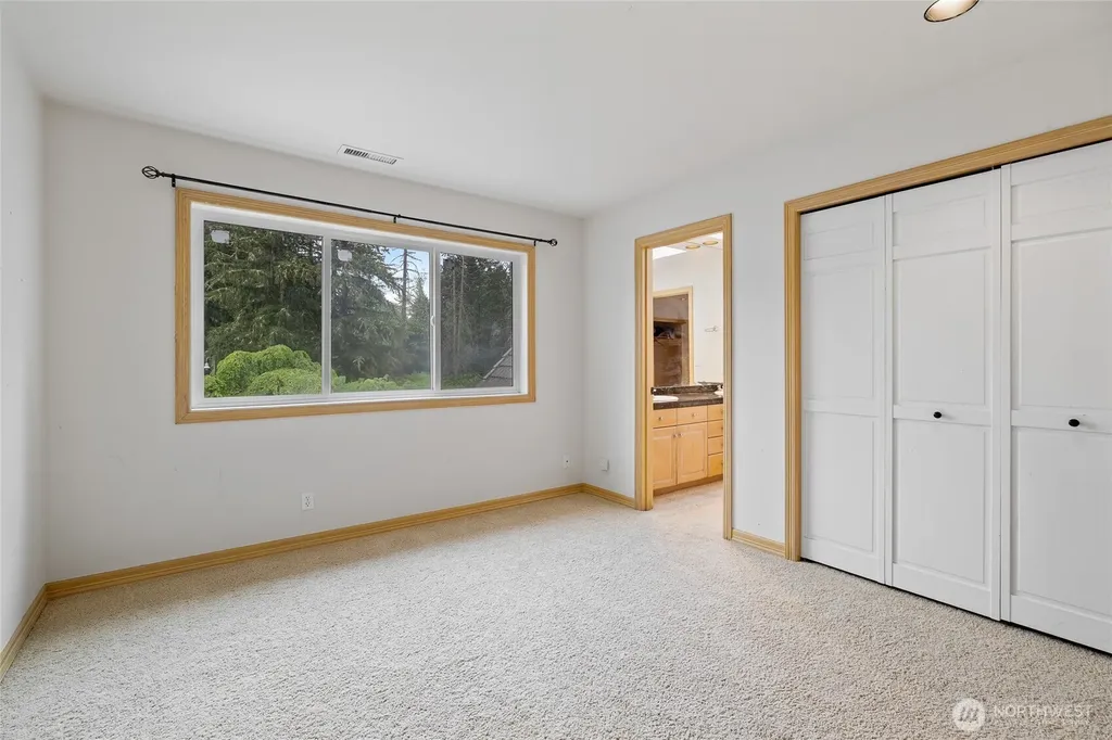 1018 254th Avenue NE Redmond WA 98074