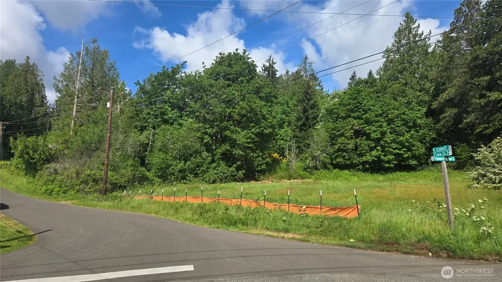 1562 Cole Street SE Port Orchard WA 98366
