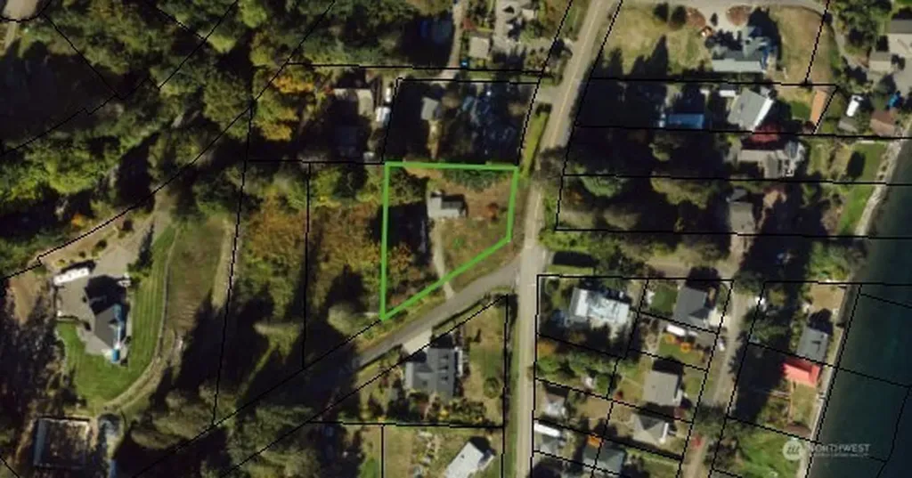 1562 Cole Street SE Port Orchard WA 98366