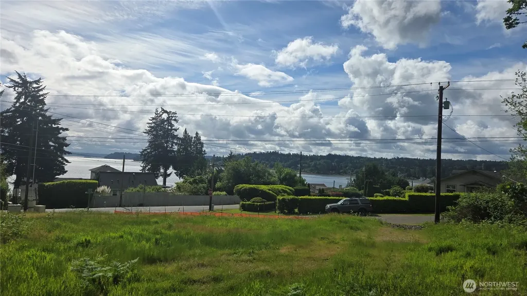 1562 Cole Street SE Port Orchard WA 98366