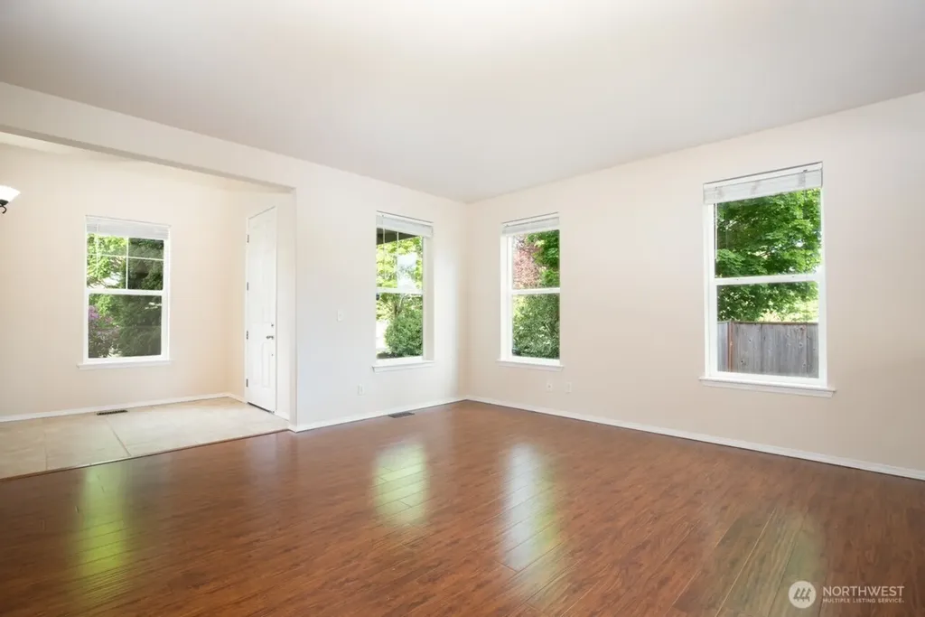 15233 100th Avenue SE Yelm WA 98597