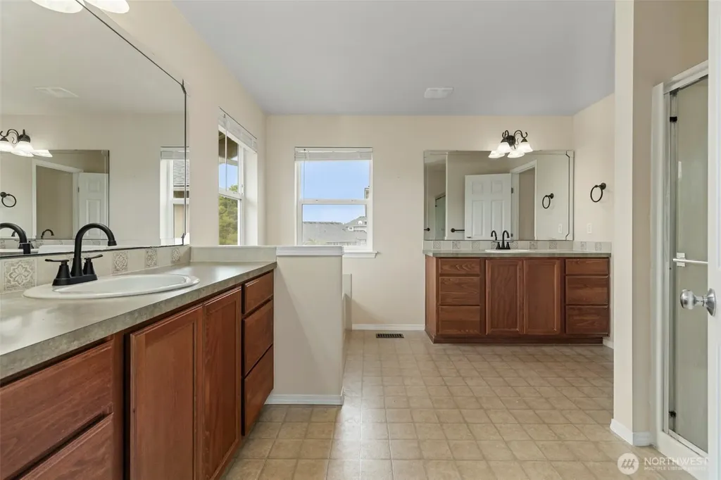 15233 100th Avenue SE Yelm WA 98597