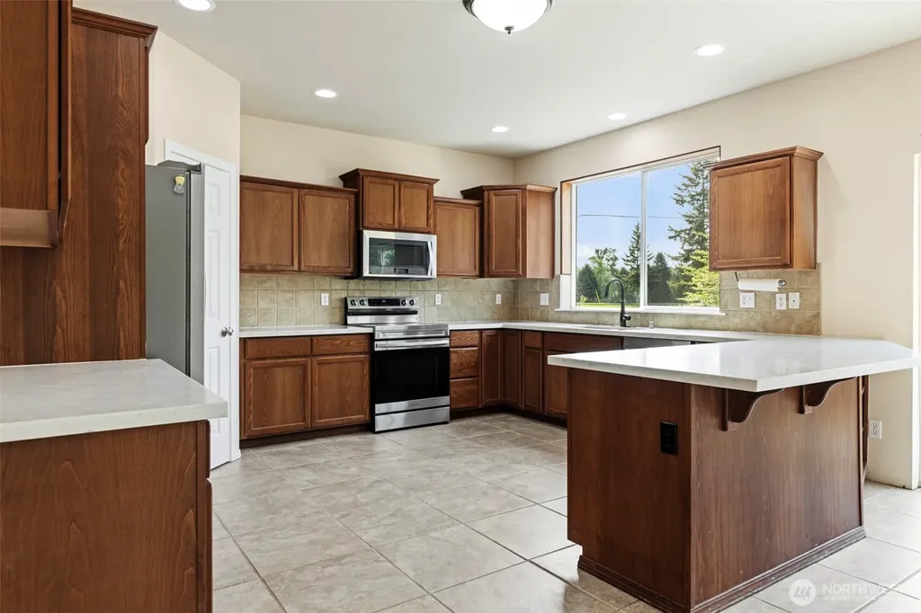 15233 100th Avenue SE Yelm WA 98597