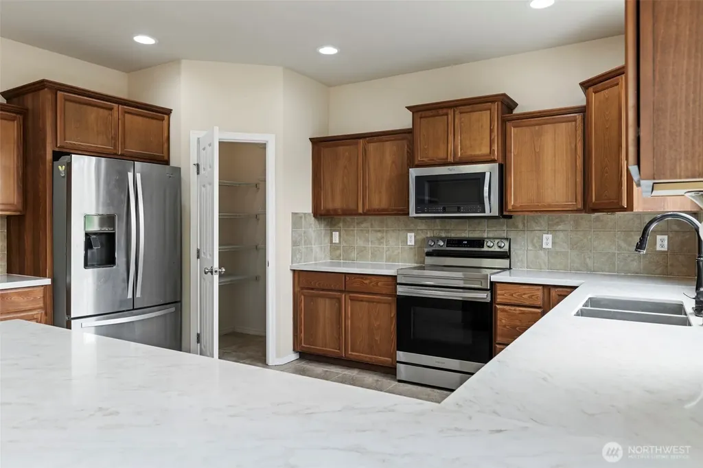 15233 100th Avenue SE Yelm WA 98597