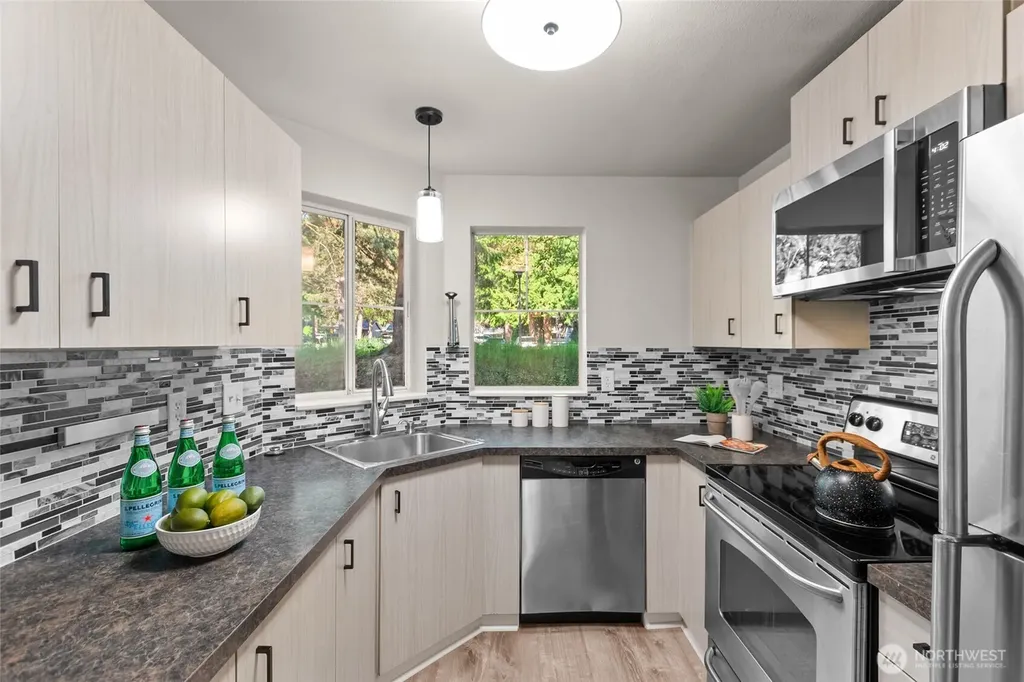 5300 Harbour Pointe Boulevard Mukilteo WA 98275