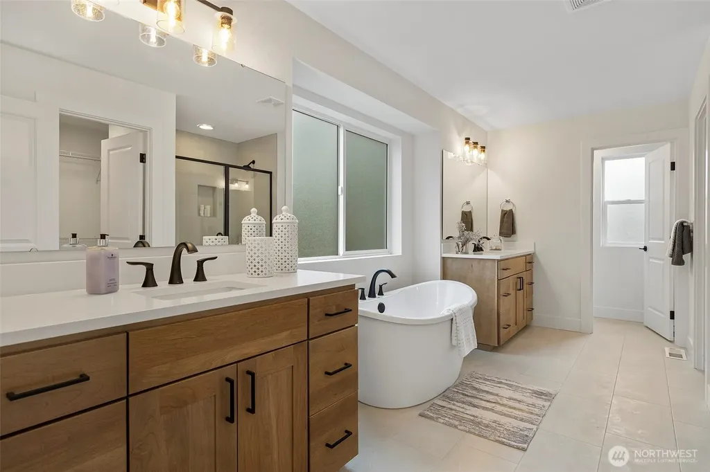 11612 194th Avenue E Bonney Lake WA 98391
