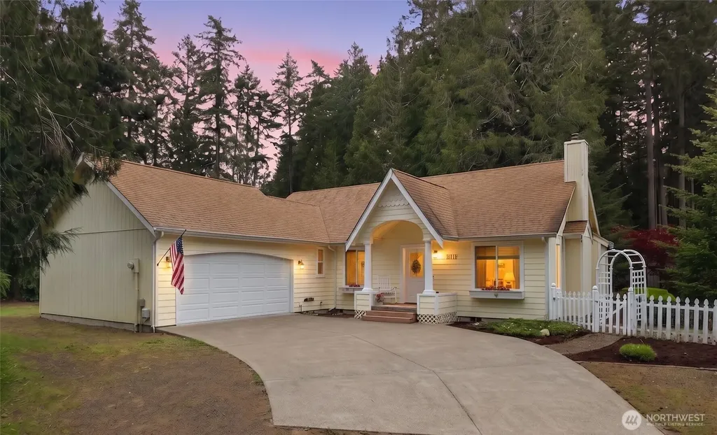 240 E Aycliffe Drive Shelton WA 98584