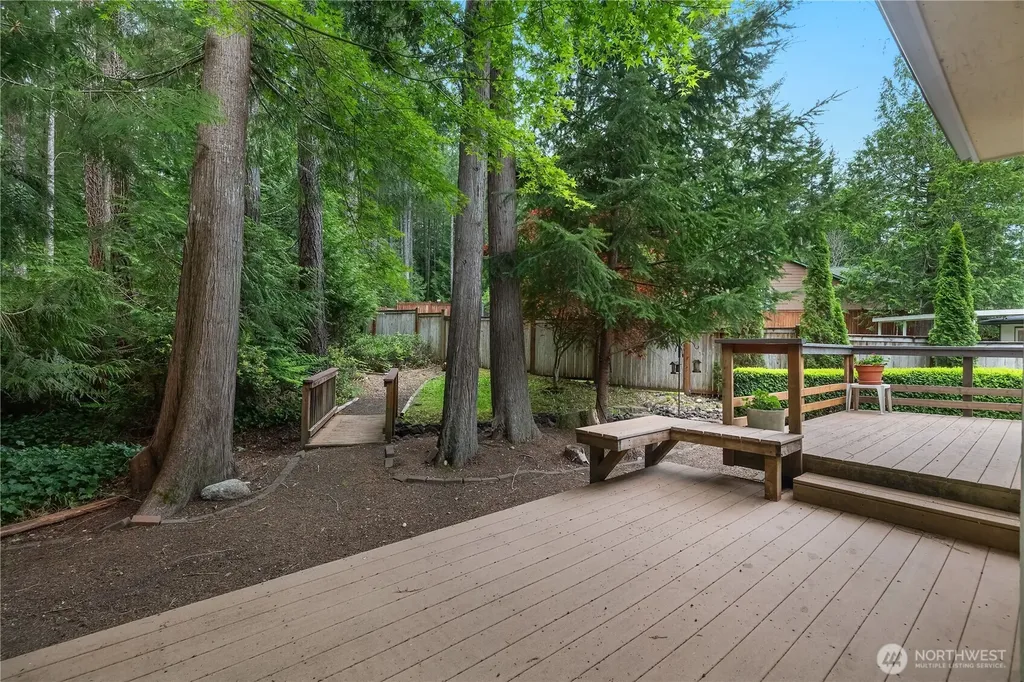 240 E Aycliffe Drive Shelton WA 98584
