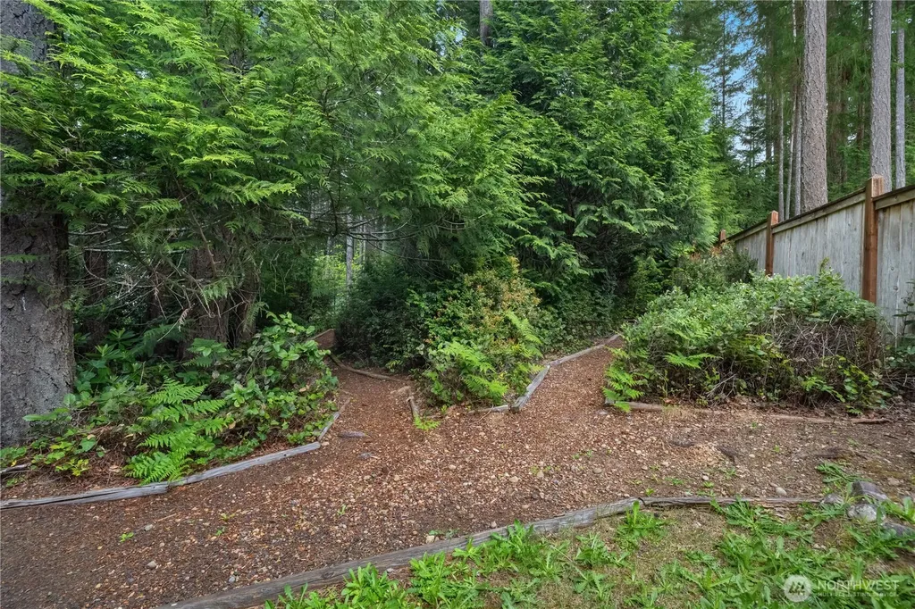 240 E Aycliffe Drive Shelton WA 98584