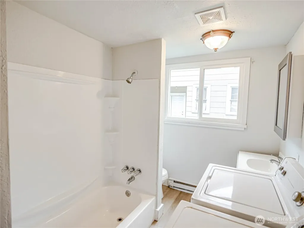 1214 S 8th Tacoma WA 98405
