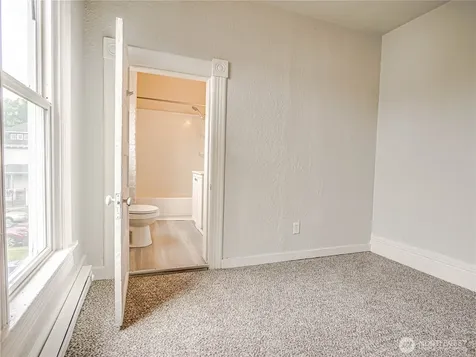 1214 S 8th Tacoma WA 98405