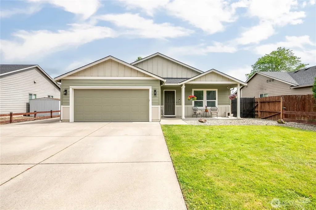135 Haley Drive Longview WA 98632
