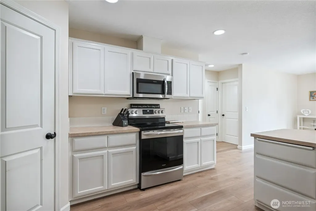 135 Haley Drive Longview WA 98632