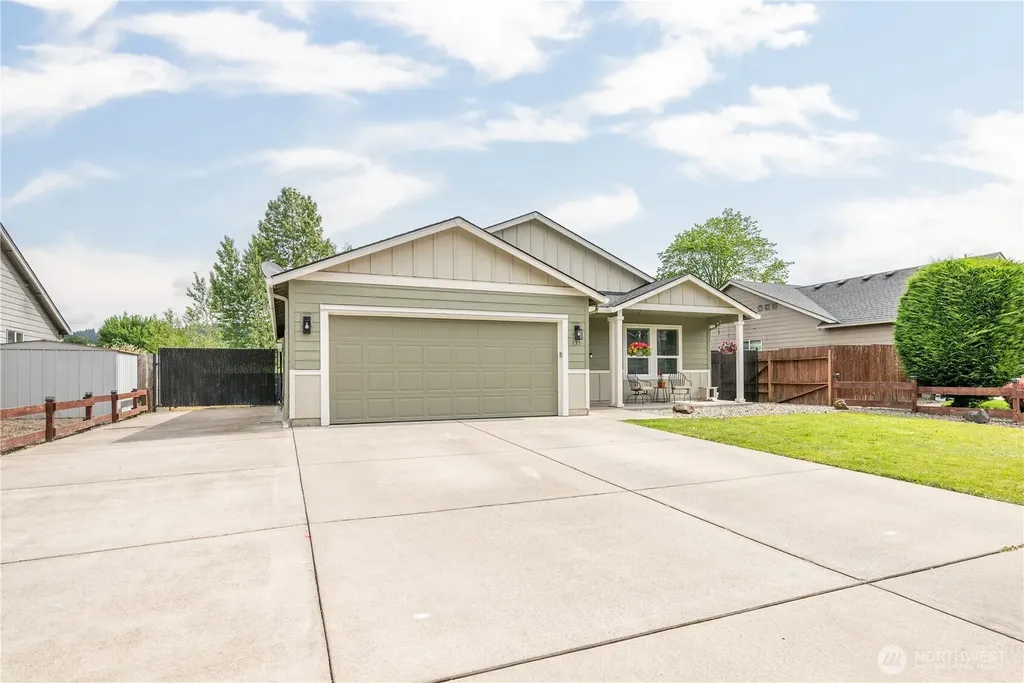 135 Haley Drive Longview WA 98632