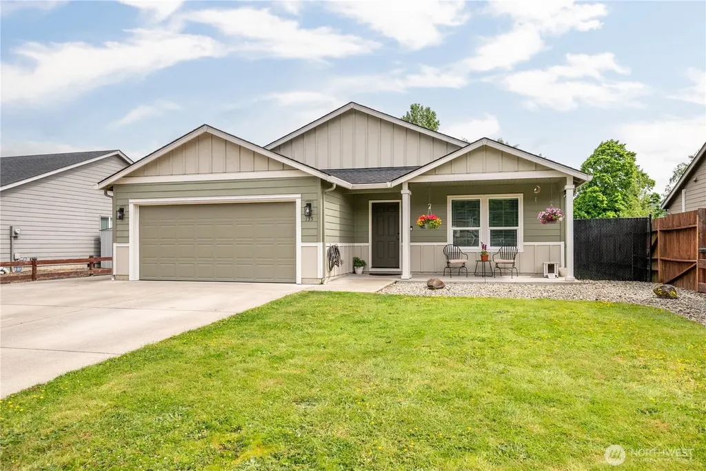 135 Haley Drive Longview WA 98632