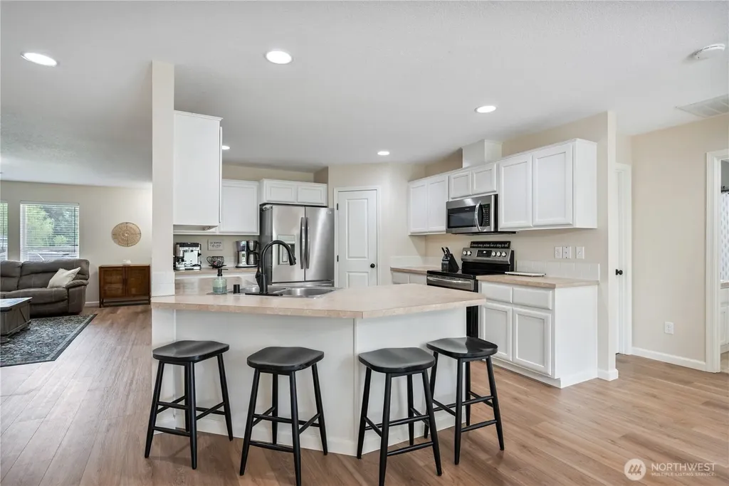 135 Haley Drive Longview WA 98632