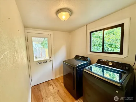 6724 S Bell Street Tacoma WA 98408