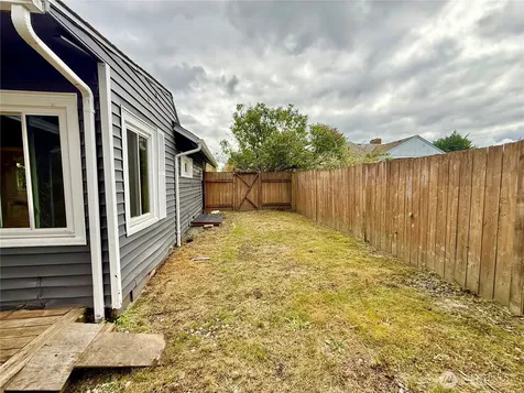6724 S Bell Street Tacoma WA 98408