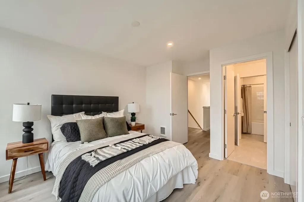 6610 Carleton Avenue S Seattle WA 98108