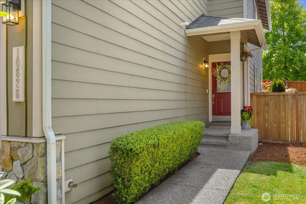 10626 19th Place SE Lake Stevens WA 98258