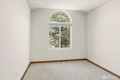 10626 19th Place SE Lake Stevens WA 98258